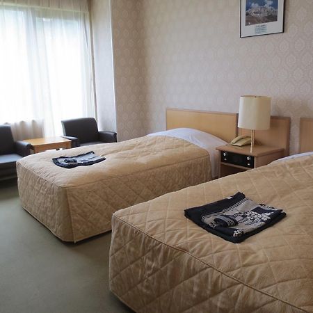 Takamine Kogen Hotel Komoro Экстерьер фото
