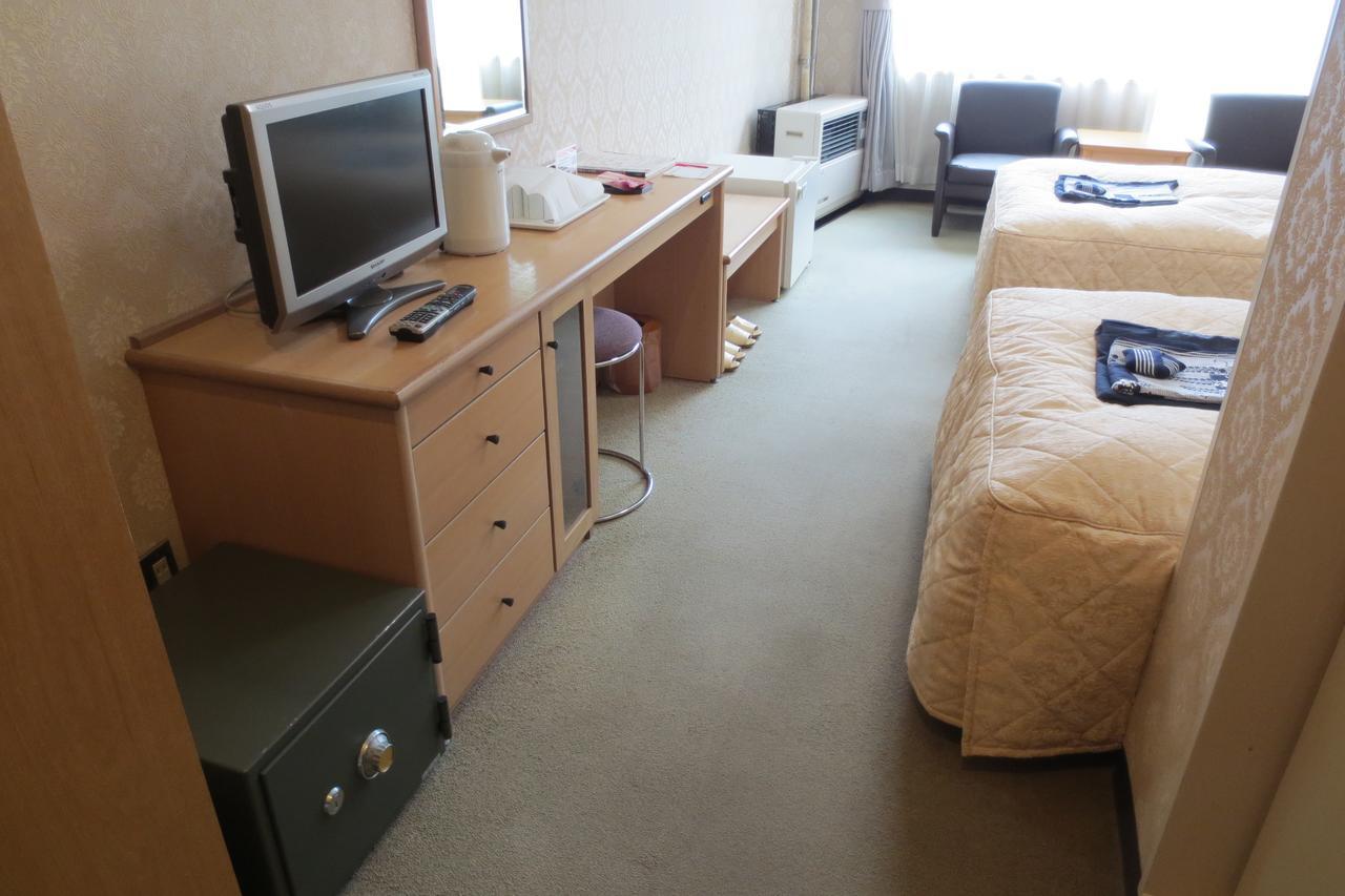 Takamine Kogen Hotel Komoro Экстерьер фото